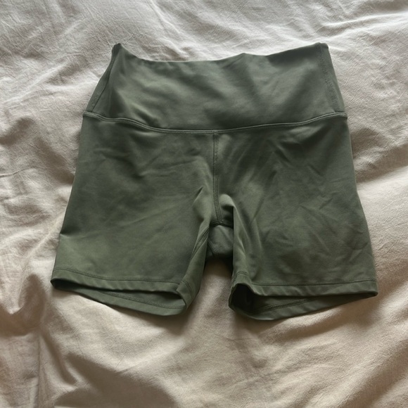 Green biker shorts - Picture 1 of 1